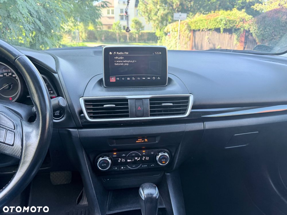 Mazda 3 - 8