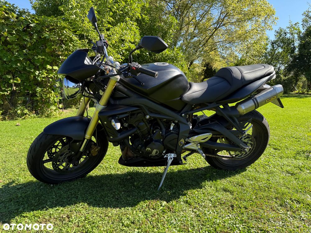 Triumph Street Triple - 4
