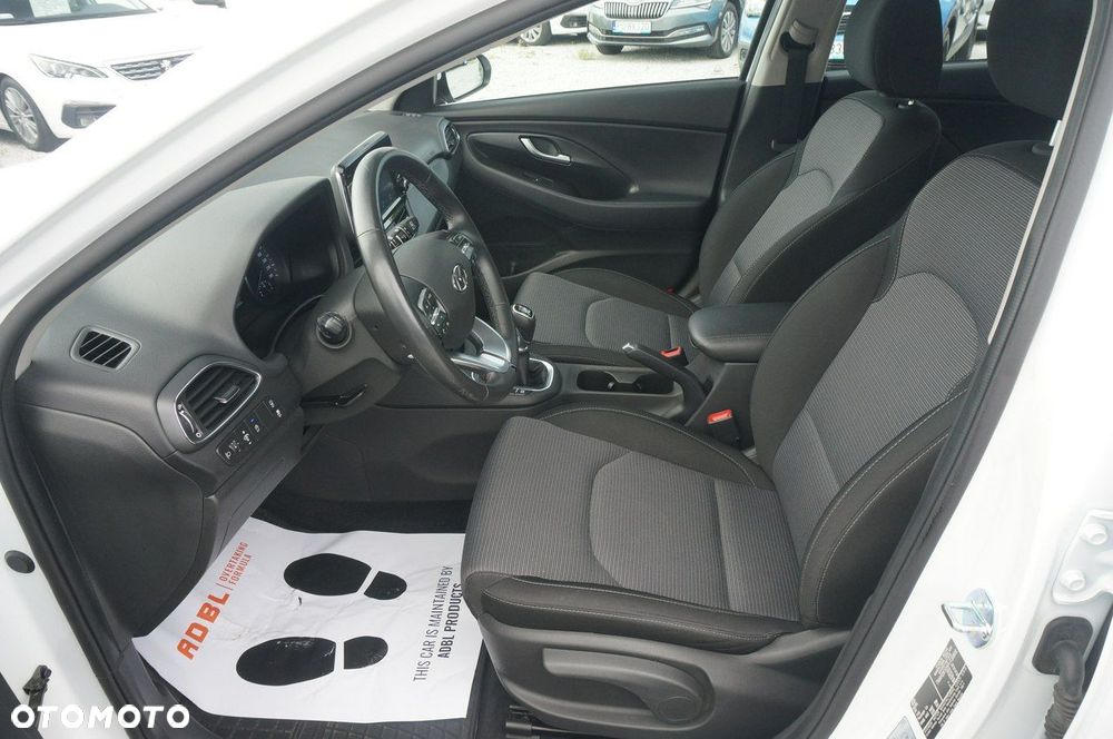 Hyundai i30 - 21