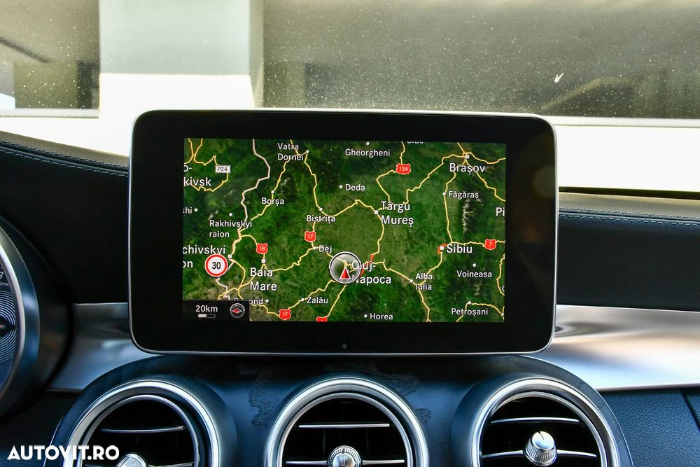 Mercedes-Benz C 250 (BlueTEC) d 4Matic 7G-TRONIC AMG Line - 12
