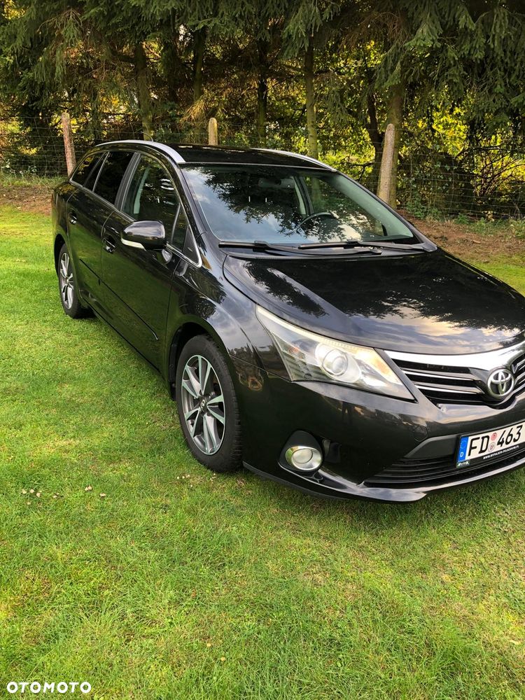 Toyota Avensis 2.0 D-4D Edition - 2