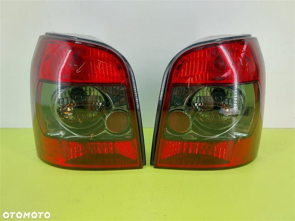 Lampy tył tylne komplet Audi A4 B5 TUNING KOMBI 1995-2001 - 1