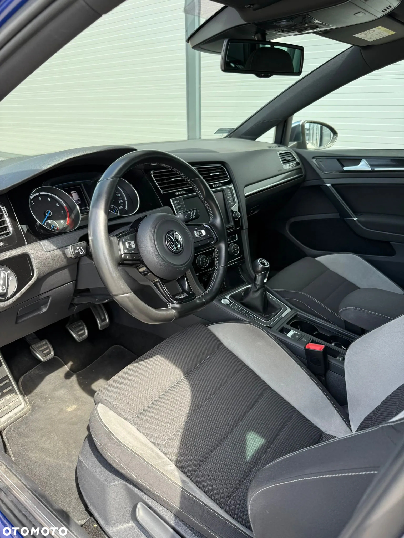 Volkswagen Golf VII 2.0 TSI BMT 4Mot R DSG - 9