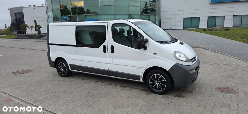 Opel Vivaro 2006 photo 5