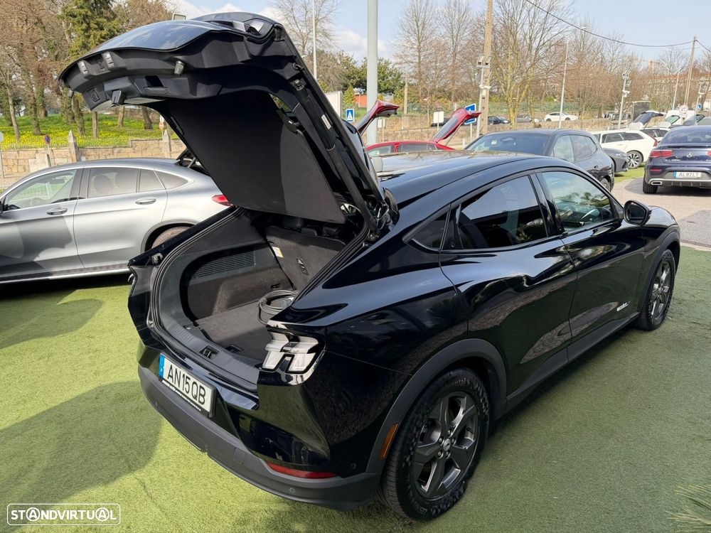 Ford Mustang Mach-E Alargada - 52