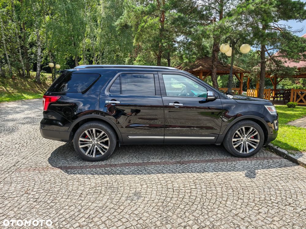 Ford Explorer - 3