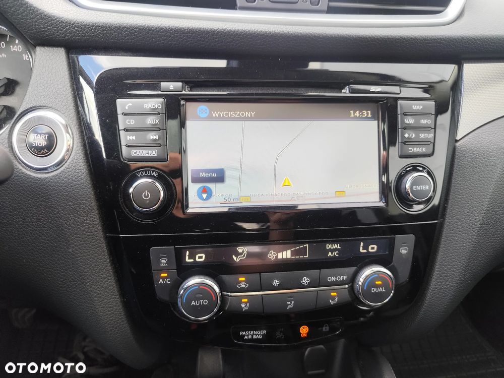 Nissan Qashqai 1.2 DIG-T N-Connecta EU6 - 12