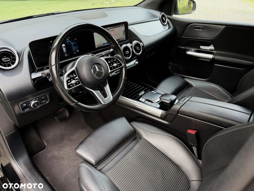 Mercedes-Benz Klasa B 200 d 8G-DCT AMG Line - 9