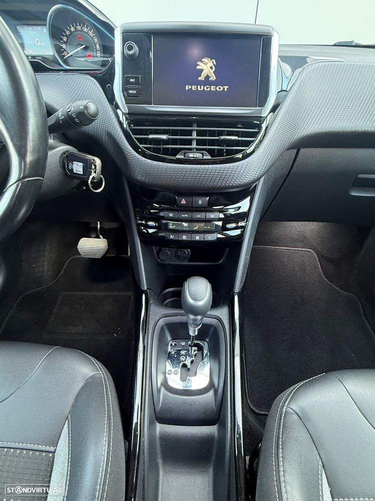 Peugeot 2008 PureTech 110 GPF Stop&Start EAT6 Active - 11