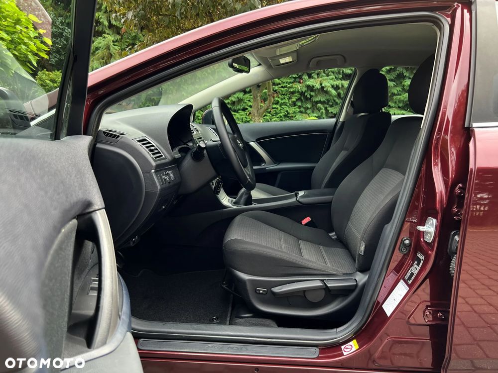 Toyota Avensis 1.8 Business Edition - 21