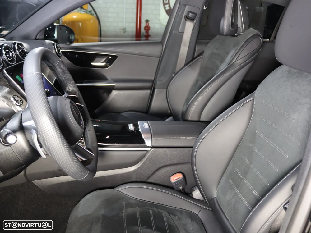 Mercedes-Benz GLC 300 de Coupe 4Matic - 11