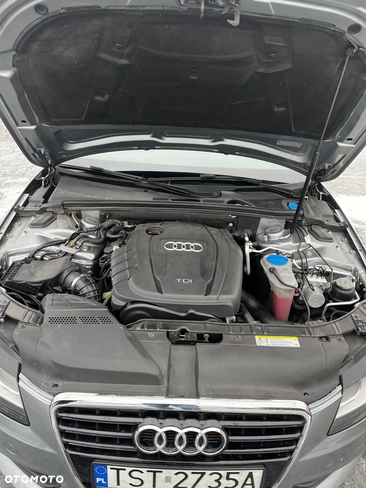 Audi A4 Limousine - 10