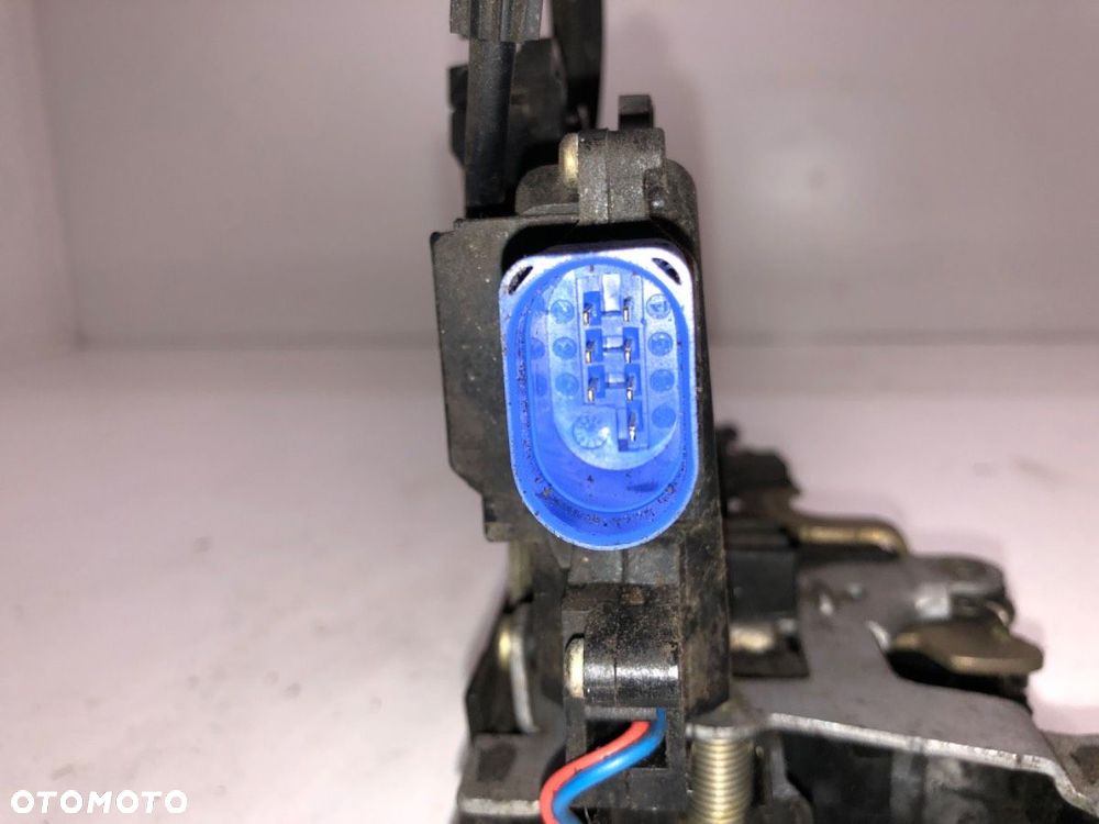 ZAMEK DRZWI LEWY TYŁ  SEAT ALTEA (5P1) 2004 - 2022 1.6 75 kW [102 KM] benzyna 2004 - 2022 7L0839015 - 4