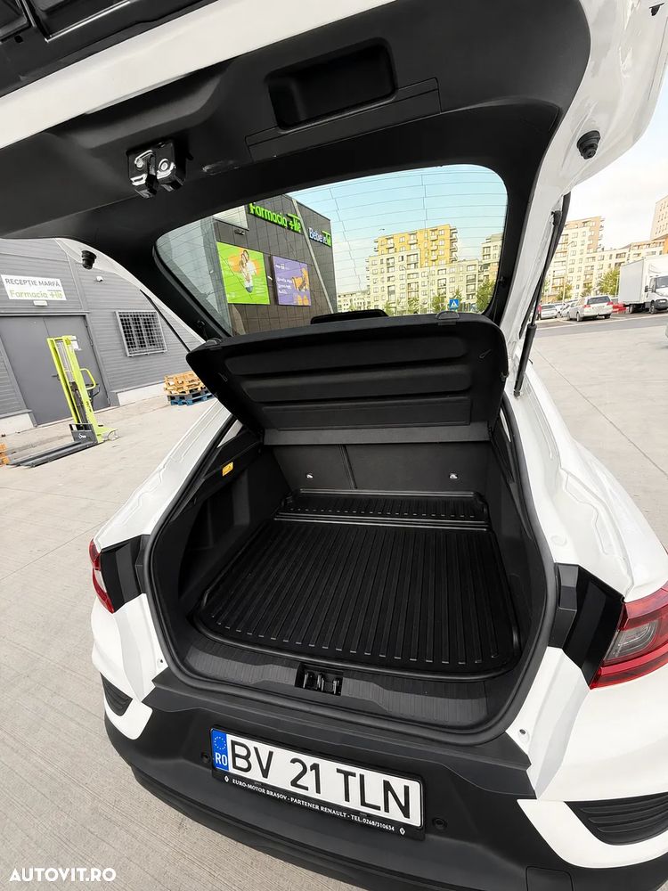 Renault Arkana E-TECH 145 Techno - 9