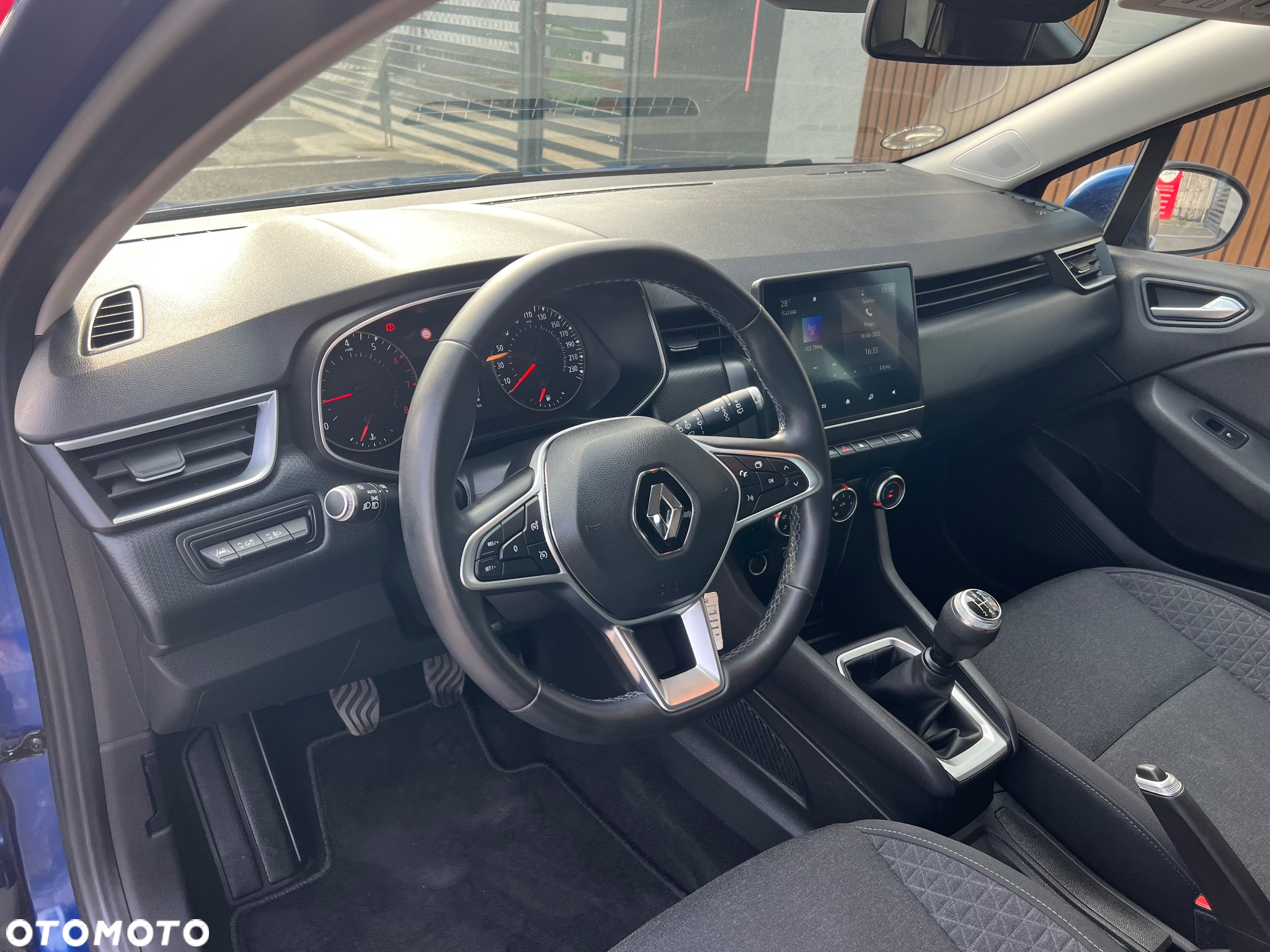 Renault Clio TCe 100 EDITION ONE - 10
