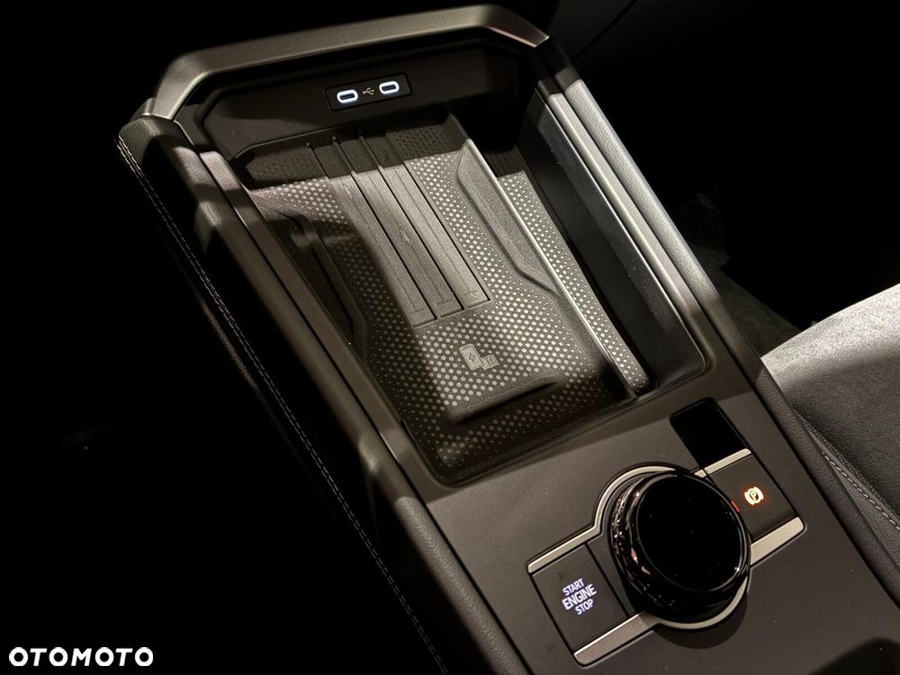 Volkswagen T-Roc - 18