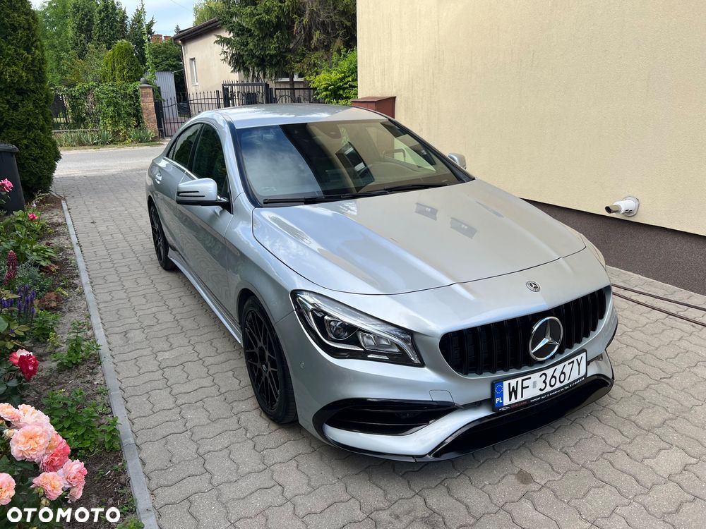 Mercedes-Benz CLA 250 4-Matic AMG Line - 3