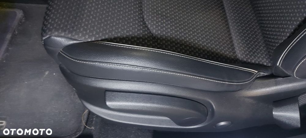 Kia Ceed - 17