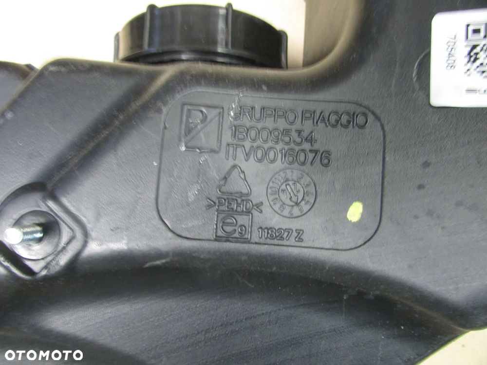 Vespa GTV 300 hpe 2024 zbiornik paliwa bak - 3