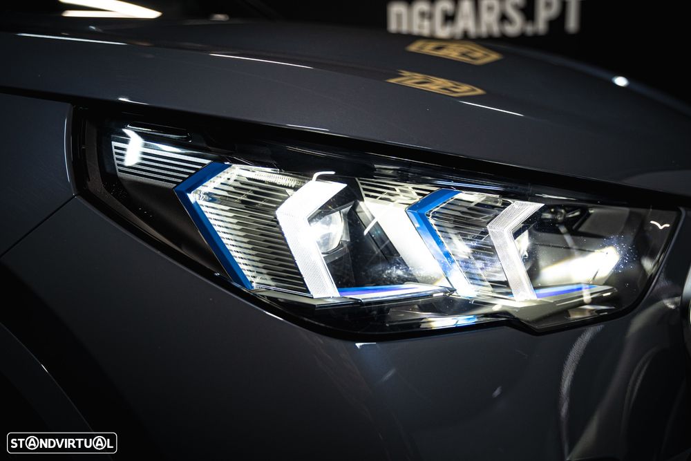 BMW iX2 eDrive20 Pack Desportivo M - 20