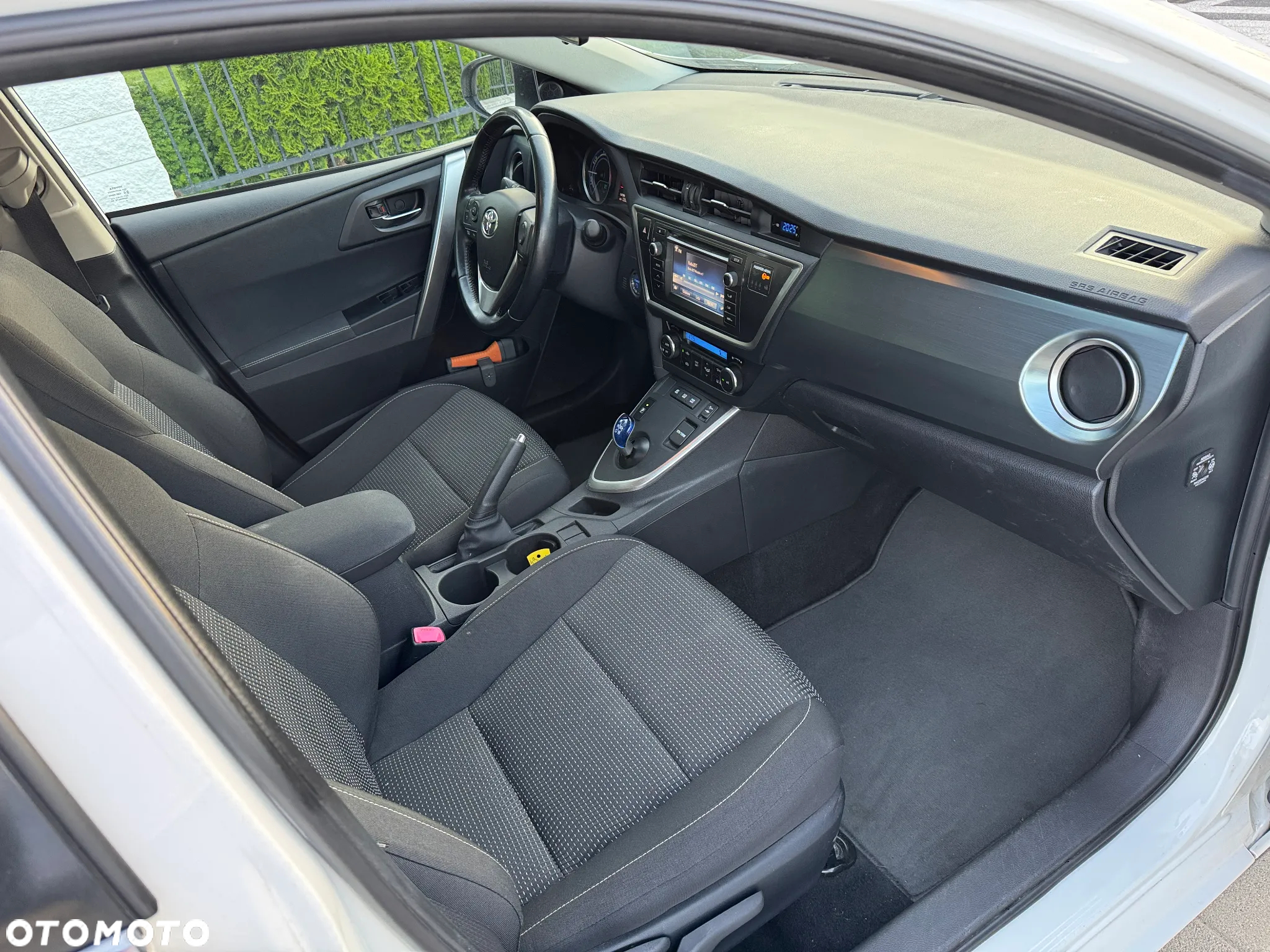 Toyota Auris 1.8 VVT-i Hybrid Automatik Comfort - 9
