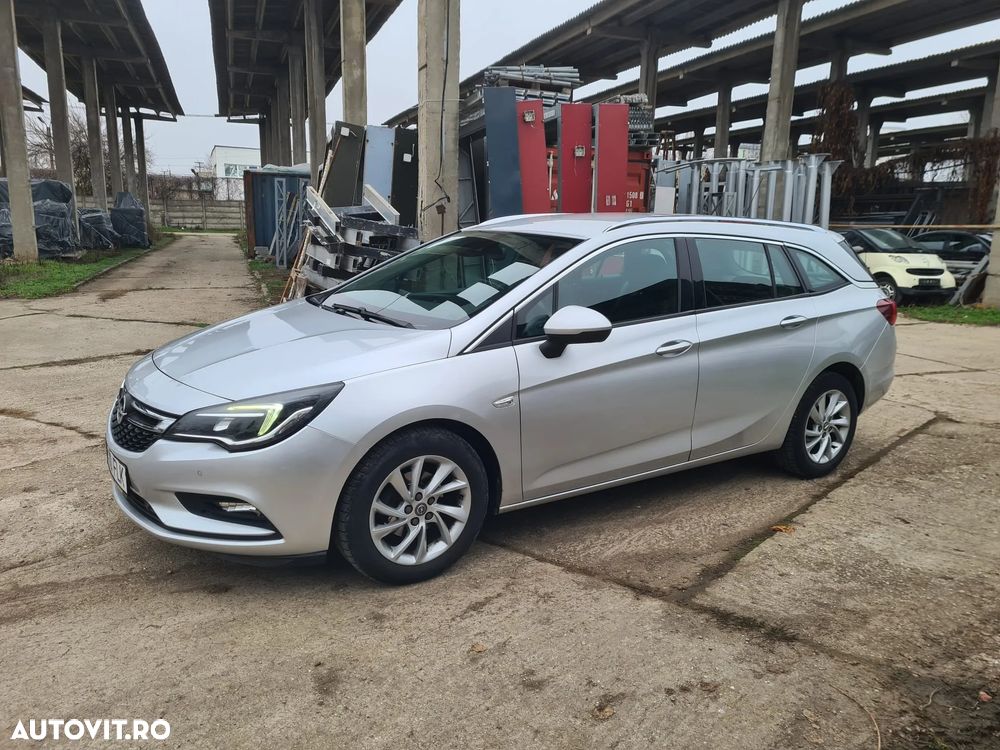 Opel Astra Sport Tourer Turbo 1.4 ECOTEC Dynamic - 30