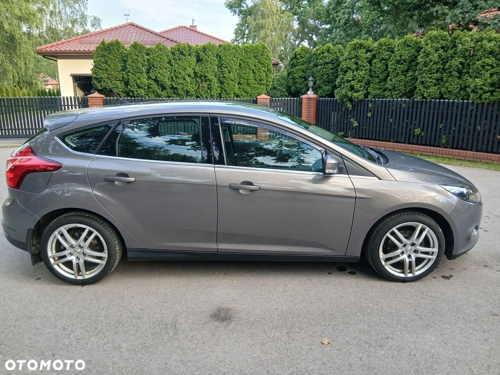 Ford Focus 1.0 EcoBoost Titanium - 12