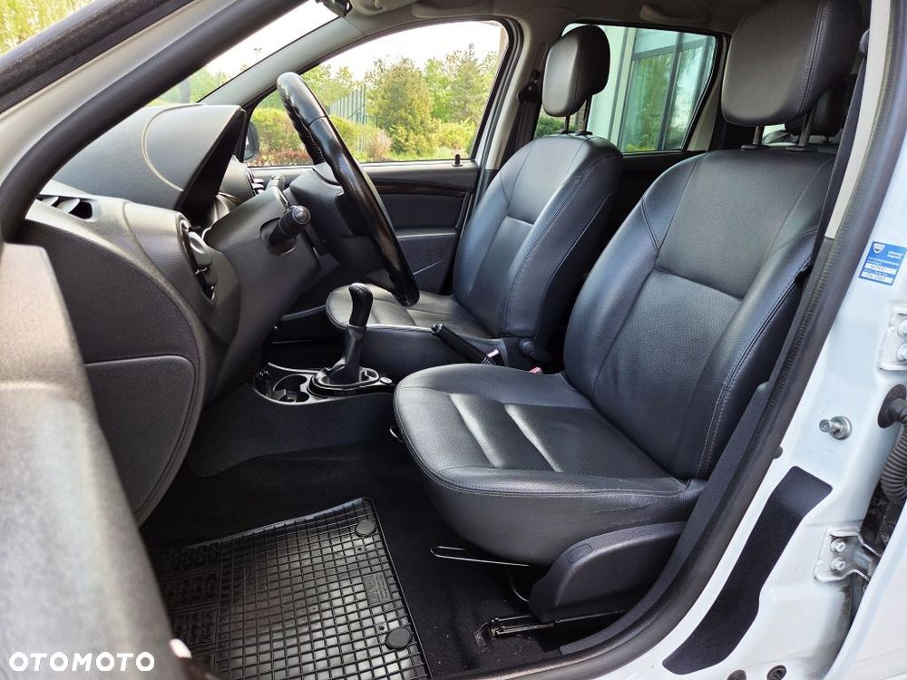Dacia Duster 1.6 Laureate - 27
