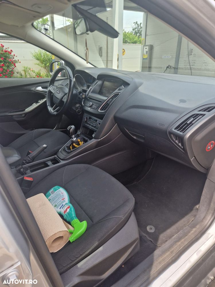Ford Focus 1.0 EcoBoost Start Stop Trend - 6