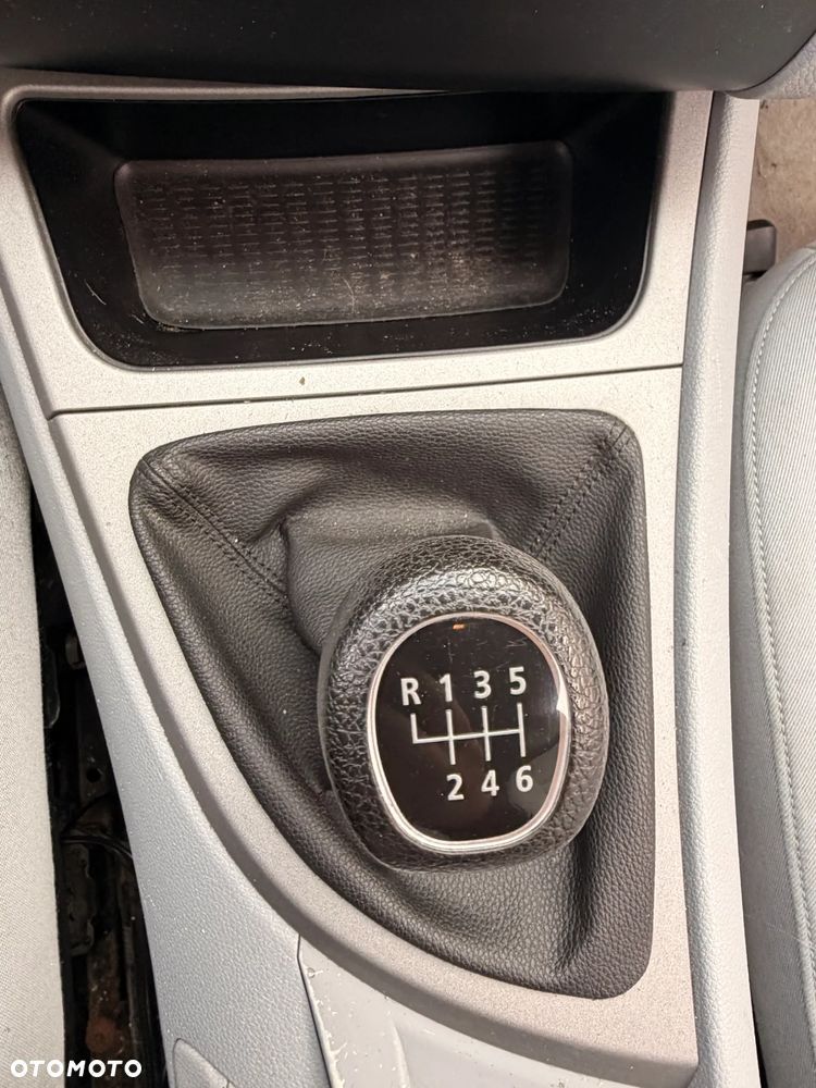 BMW Seria 1 - 14