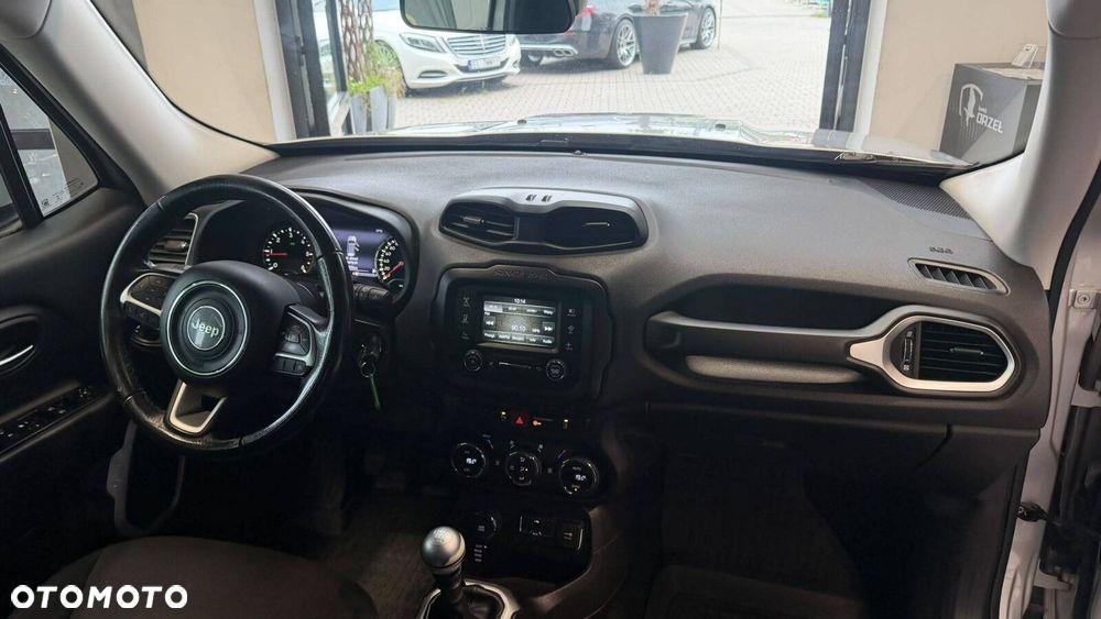 Jeep Renegade - 18