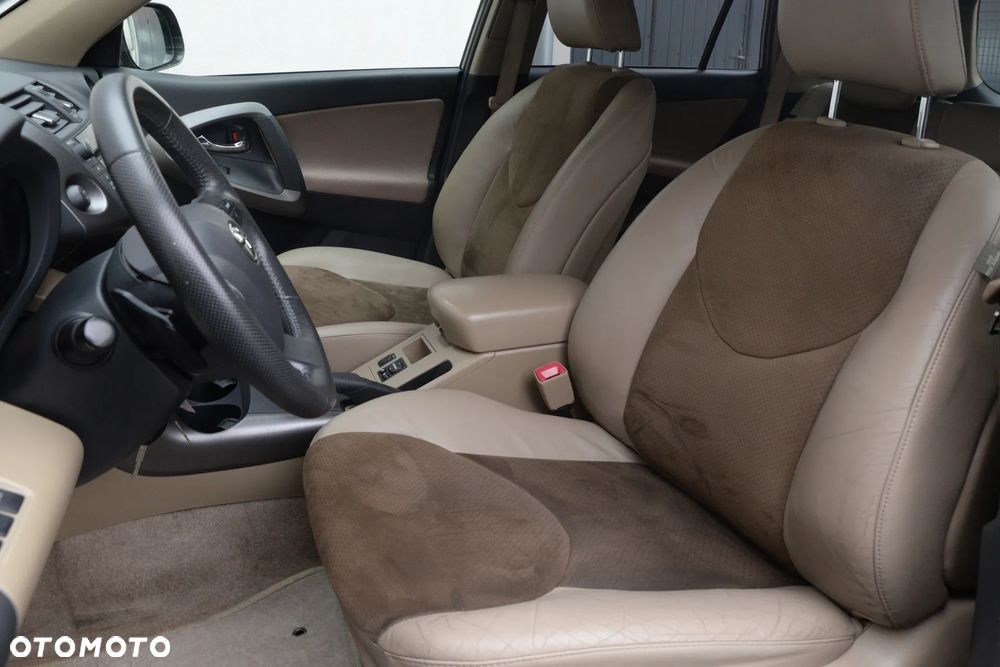 Toyota RAV4 2.0 VVT-i Premium MS - 31