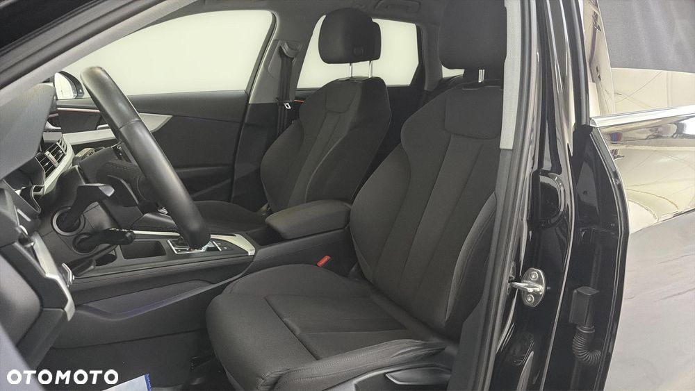 Audi A4 Avant 35 TFSI mHEV Advanced S tronic - 12