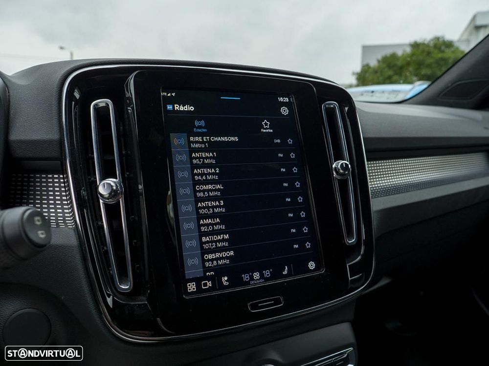 Volvo XC 40 Recharge Twin Plus - 34