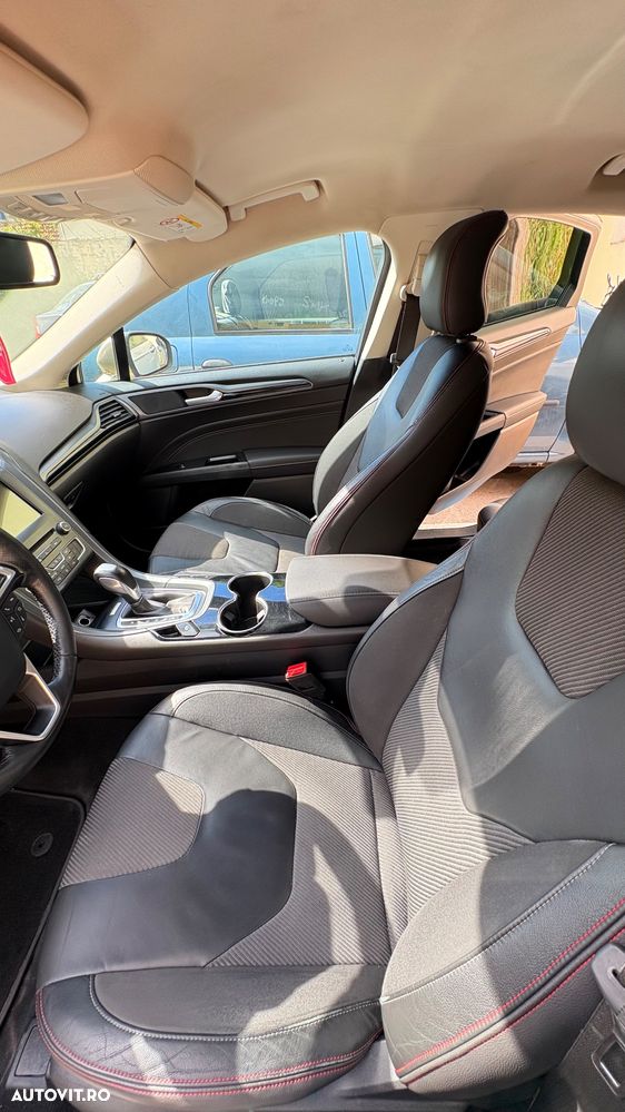Ford Mondeo 2.0 TDCI PowerShift ST Line High - 18