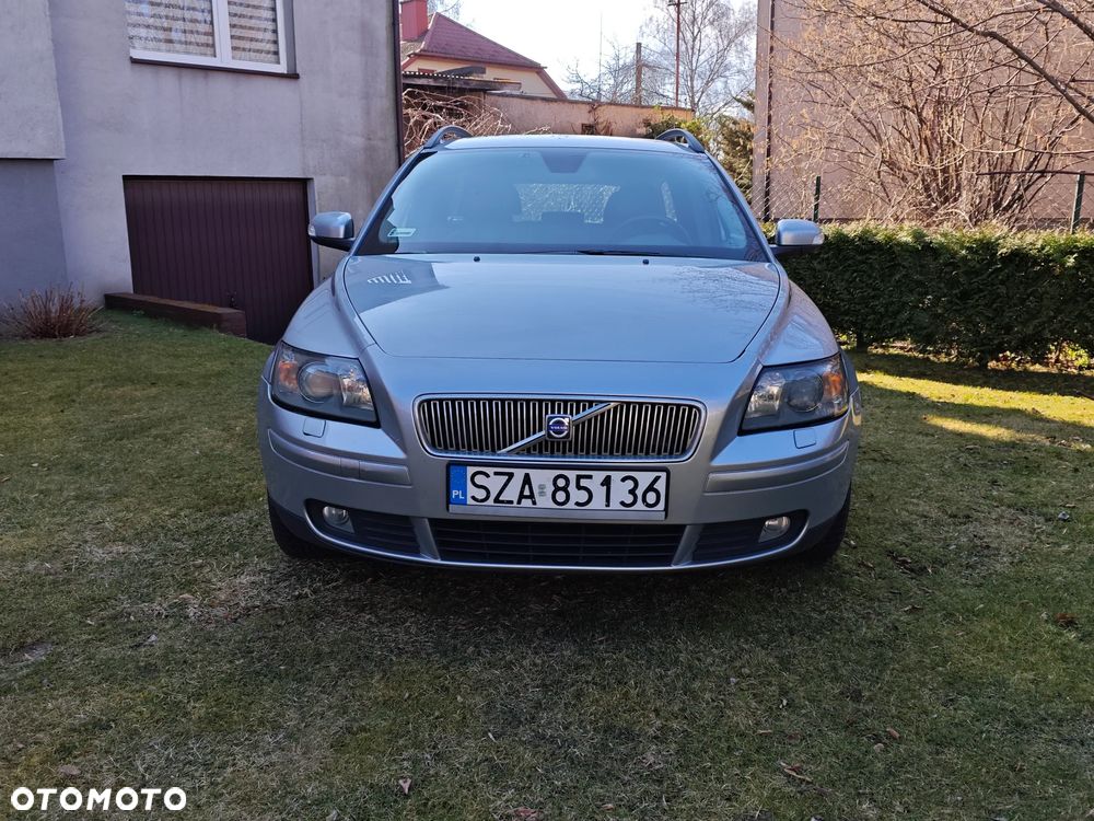 Volvo V50 - 1