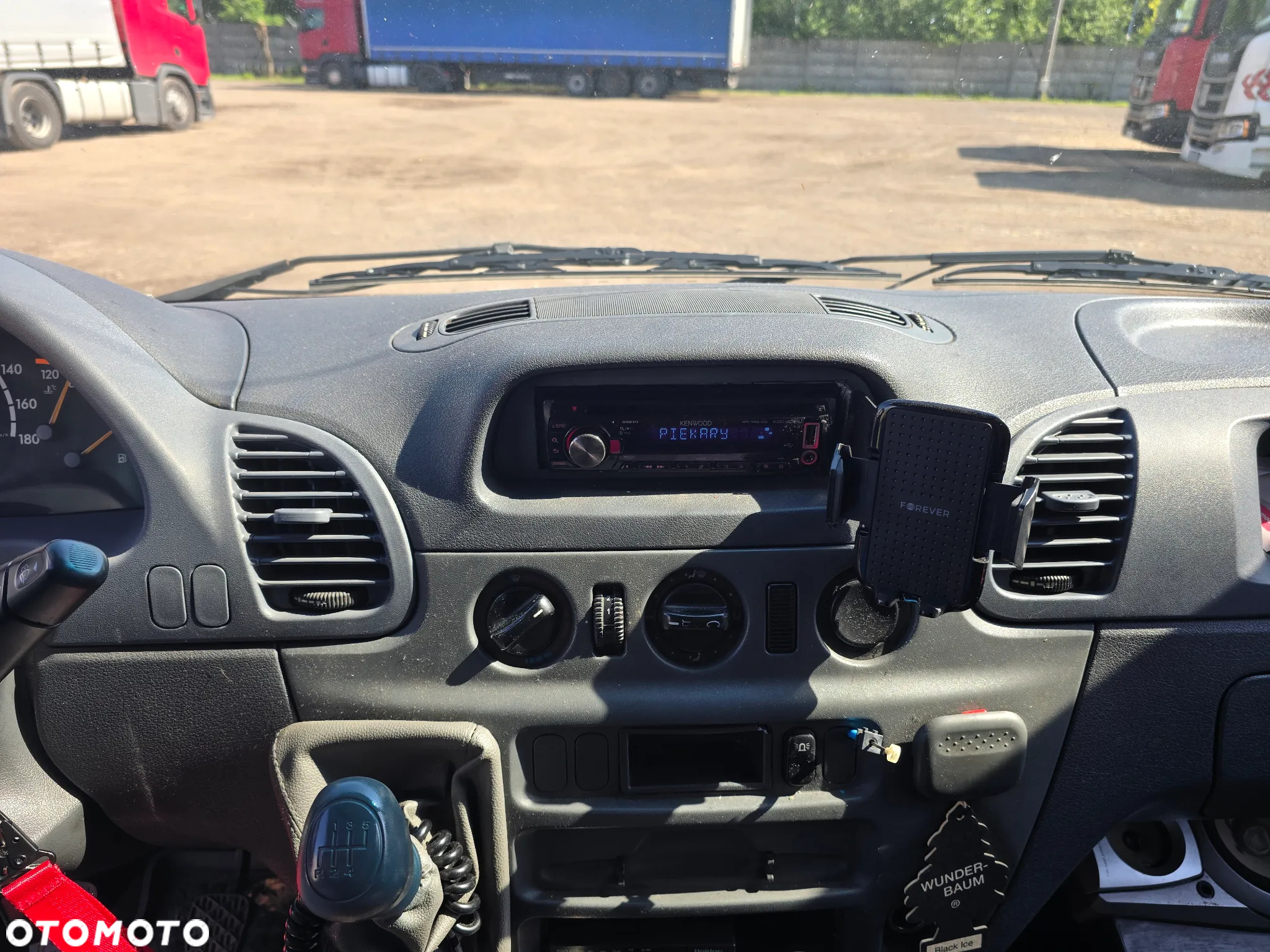 Mercedes-Benz Sprinter - 2