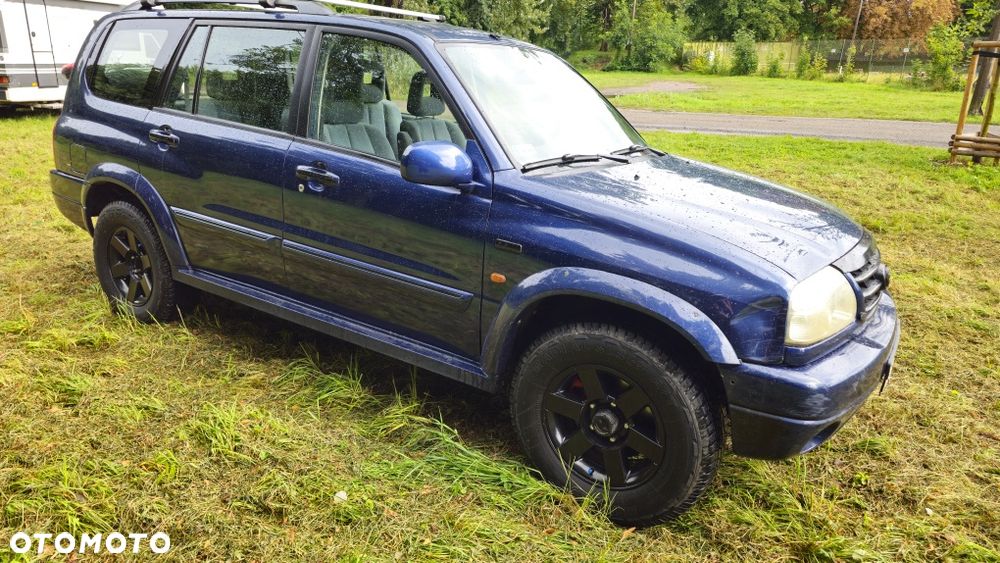 Suzuki XL7 - 6