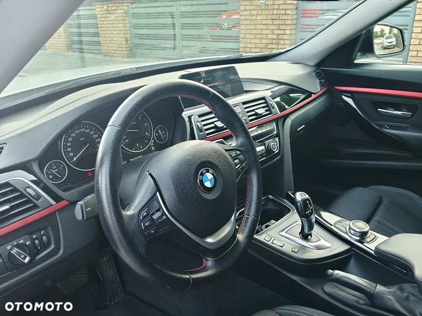 BMW 3GT 320d Sport-Aut Luxury Line - 11