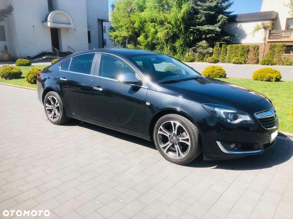 Opel Insignia - 1