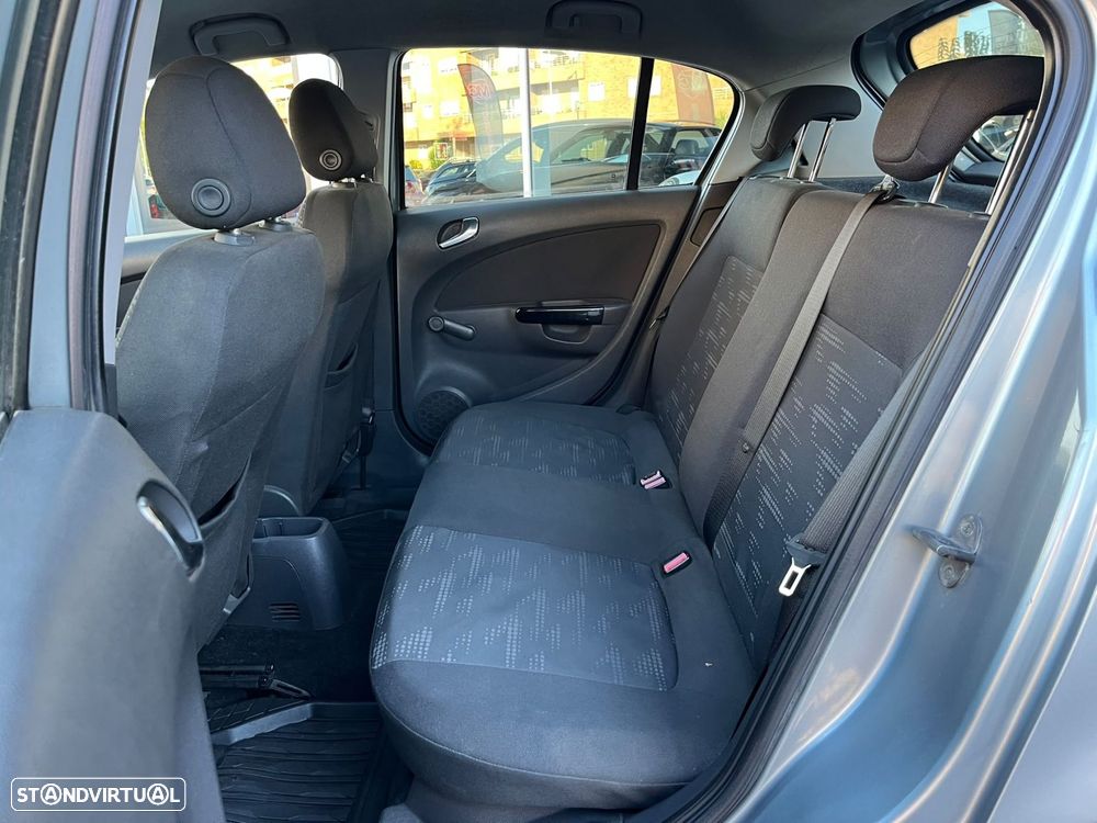 Opel Corsa 1.3 CDTi Enjoy - 11