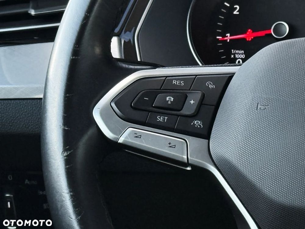 Volkswagen Passat 1.5 TSI EVO Business DSG - 12