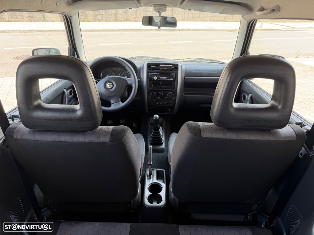 Suzuki Jimny 1.3 VVT 16V JLX - 10