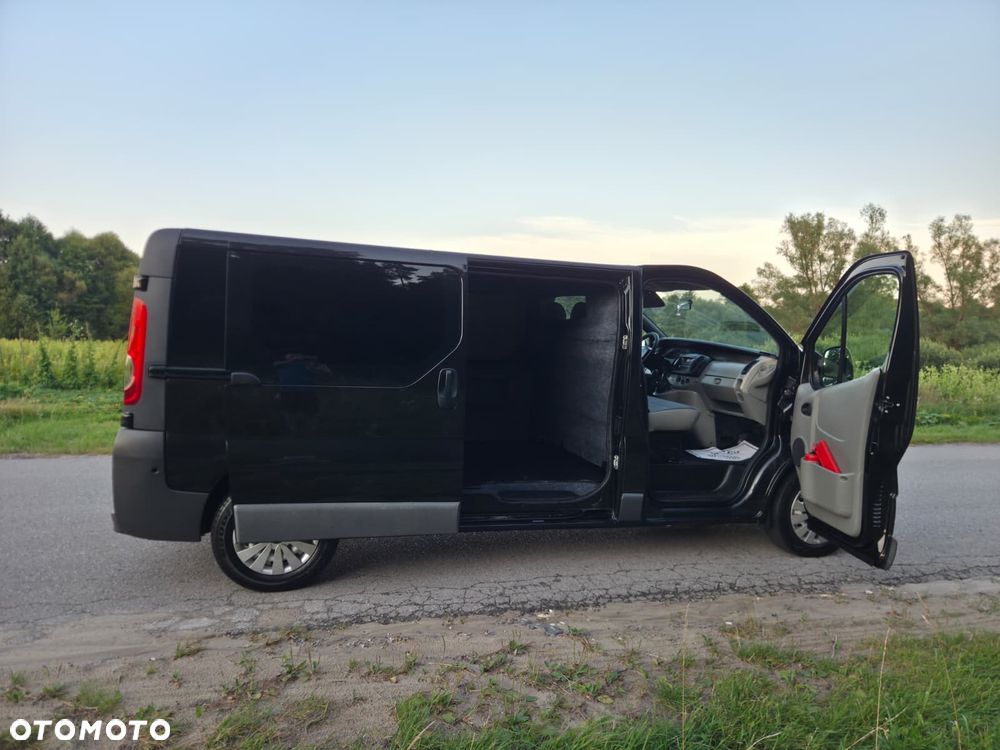 Renault Trafic - 16