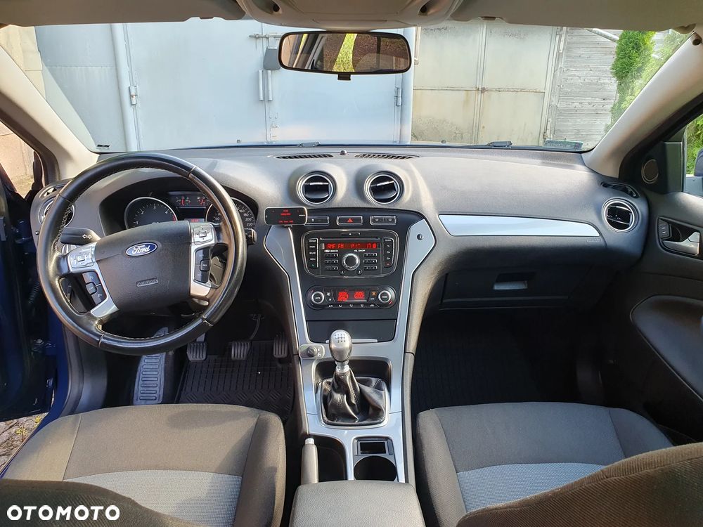 Ford Mondeo 2.0 TDCi Trend - 12