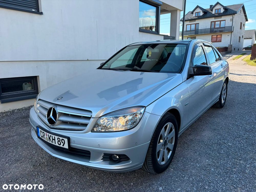 Mercedes-Benz Klasa C 180 Kompressor BlueEFFICIENCY - 9