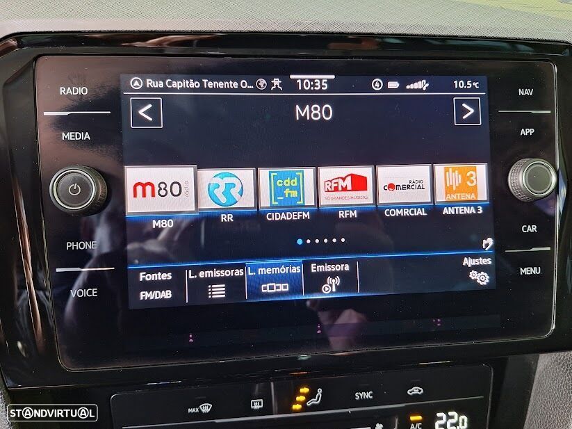 VW Passat Variant 2.0 TDi Business DSG - 24