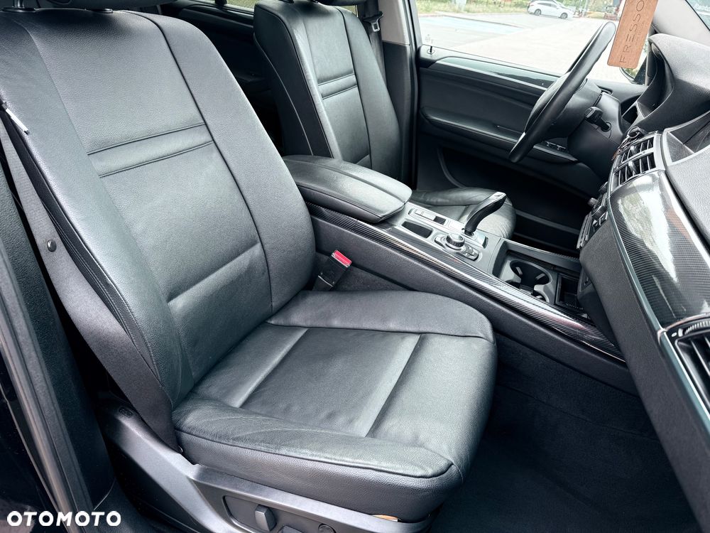 BMW X5 xDrive35d - 27