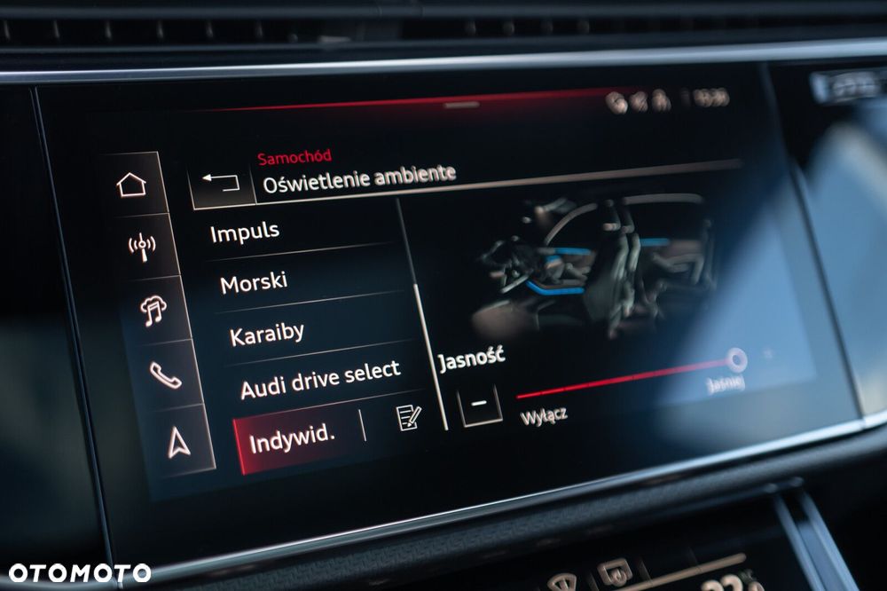 Audi RS Q8 - 23