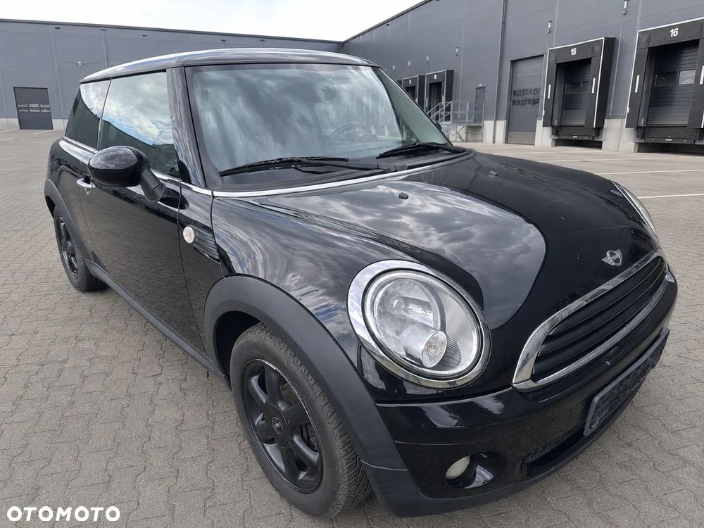 MINI ONE - 1